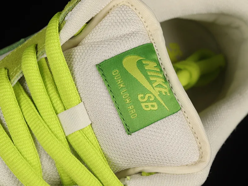 All categories Nk SB Dunk series Nk SB Dunk Low low-top sneakers M version pure original Nk SB Dunk Low "Green Apple" Apple green SB low-top sports and leisure sneakers DM0807-300